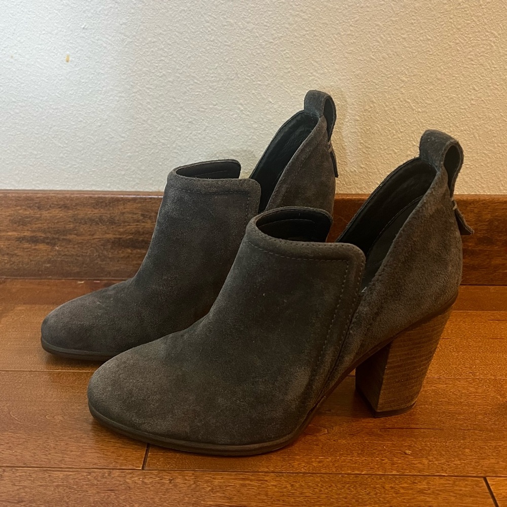 Vince Camuto Francia Bootie in Granite Peak (dark gray)